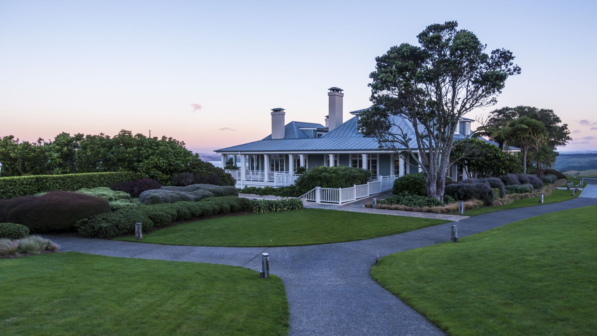 Outside Kauri Cliffs 